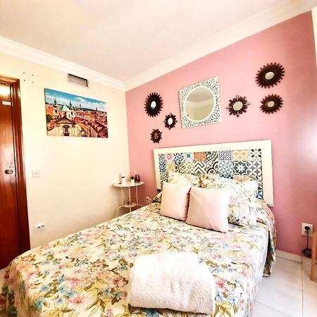 Budget And Cute Rooms With Balcony Sevilla Center Экстерьер фото