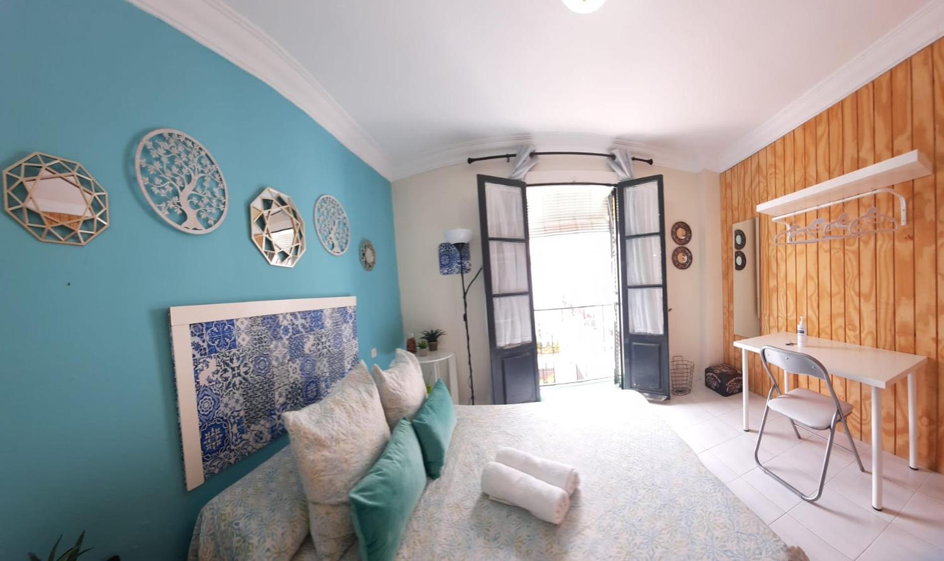 Budget And Cute Rooms With Balcony Sevilla Center Экстерьер фото
