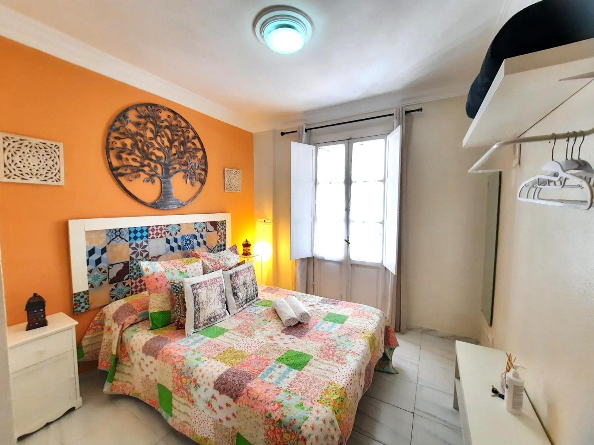 Budget And Cute Rooms With Balcony Sevilla Center Экстерьер фото